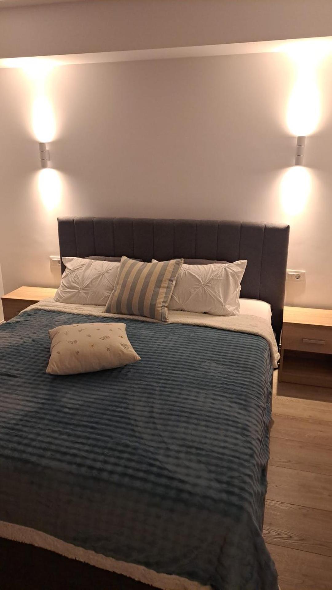 Apartament Kitty Centrul Istoric كرايوفا المظهر الخارجي الصورة